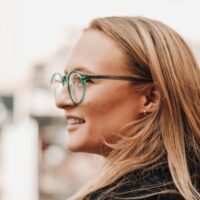 pexels-glassesshop-gs-1317359316-27055606-2 pexels-glassesshop-gs-1317359316-27055606-2